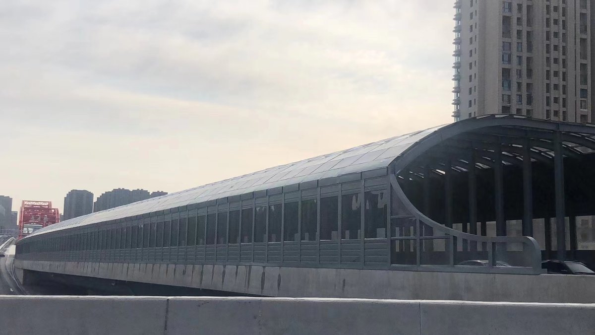 某高速公路城区段PC耐力板声屏障工程案例