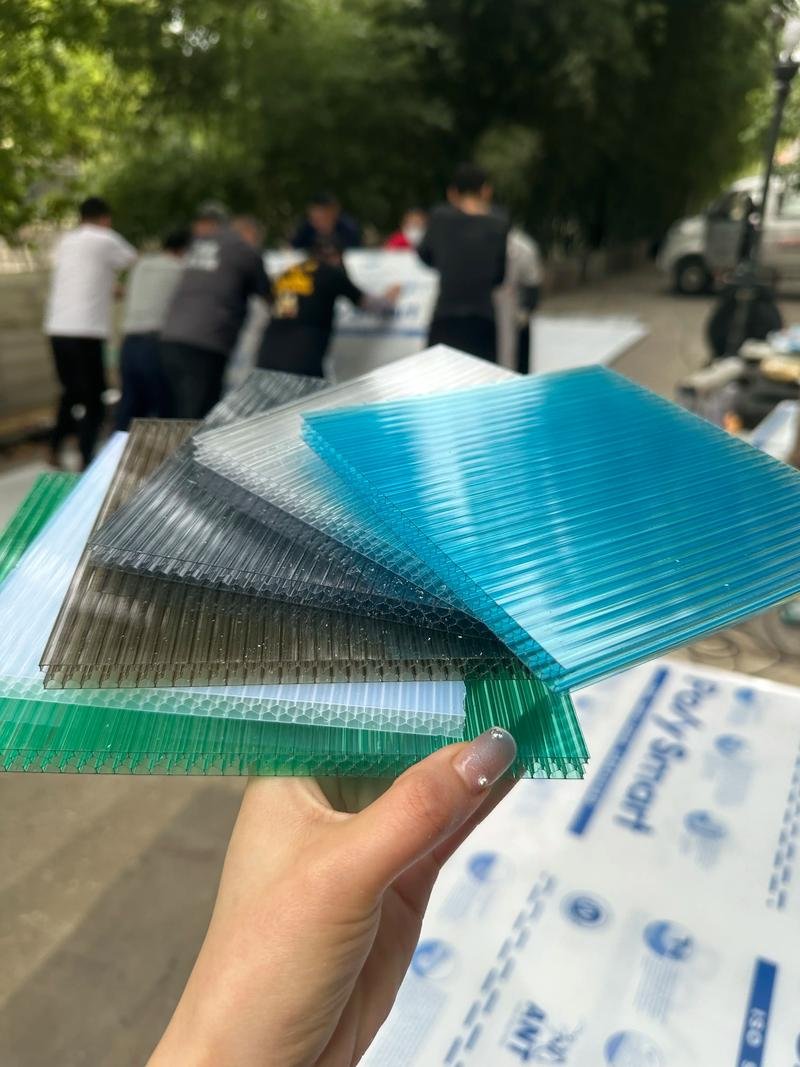 三层PC阳光板不同颜色展示