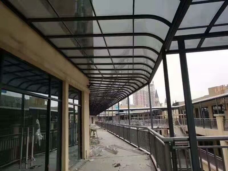 透明PC耐力板连廊天桥采光顶
