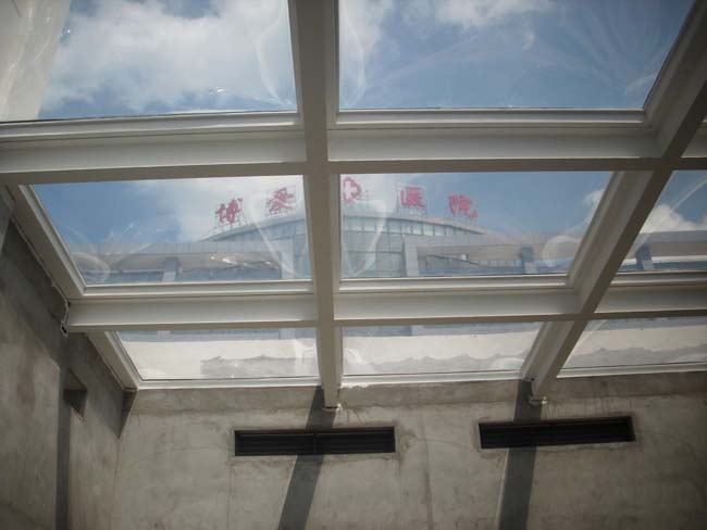 医院采光顶PC耐力板室内透光效果